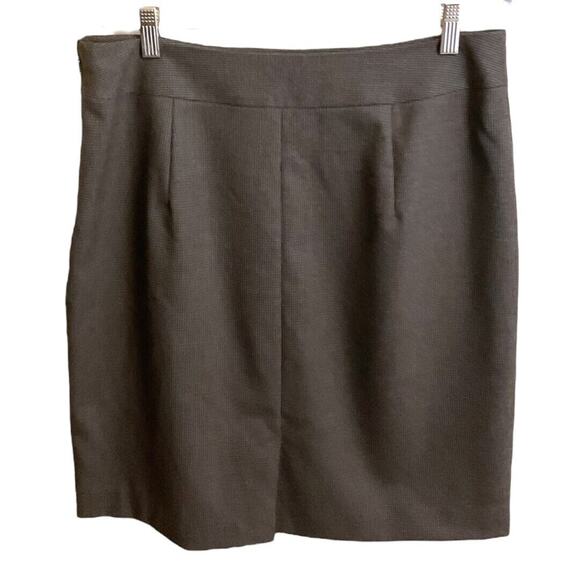 Halogen Skirt Women's SZ 12P Brownish Gray Plaid Ruffle Above Knee Length - Picture 5 of 11
